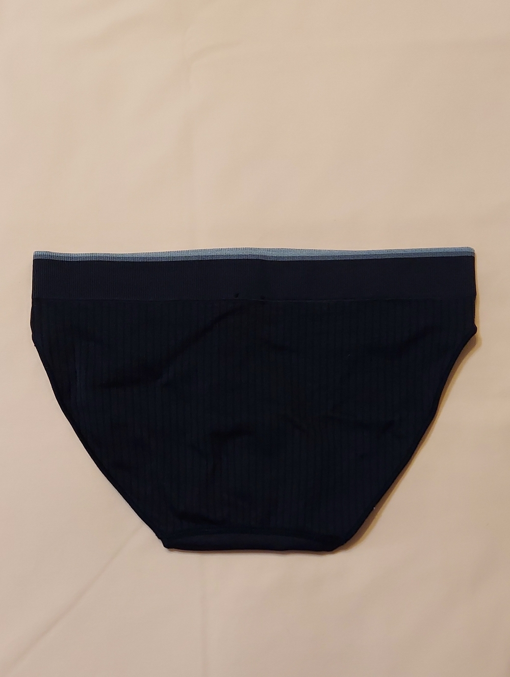 Calvin Klein Burgundy & Black Hipster Underwear Bundle - Picture 6 of 7